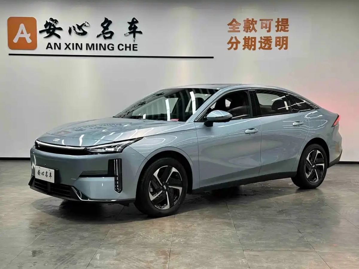 GEELY GALAXY GALAXY L6  2025