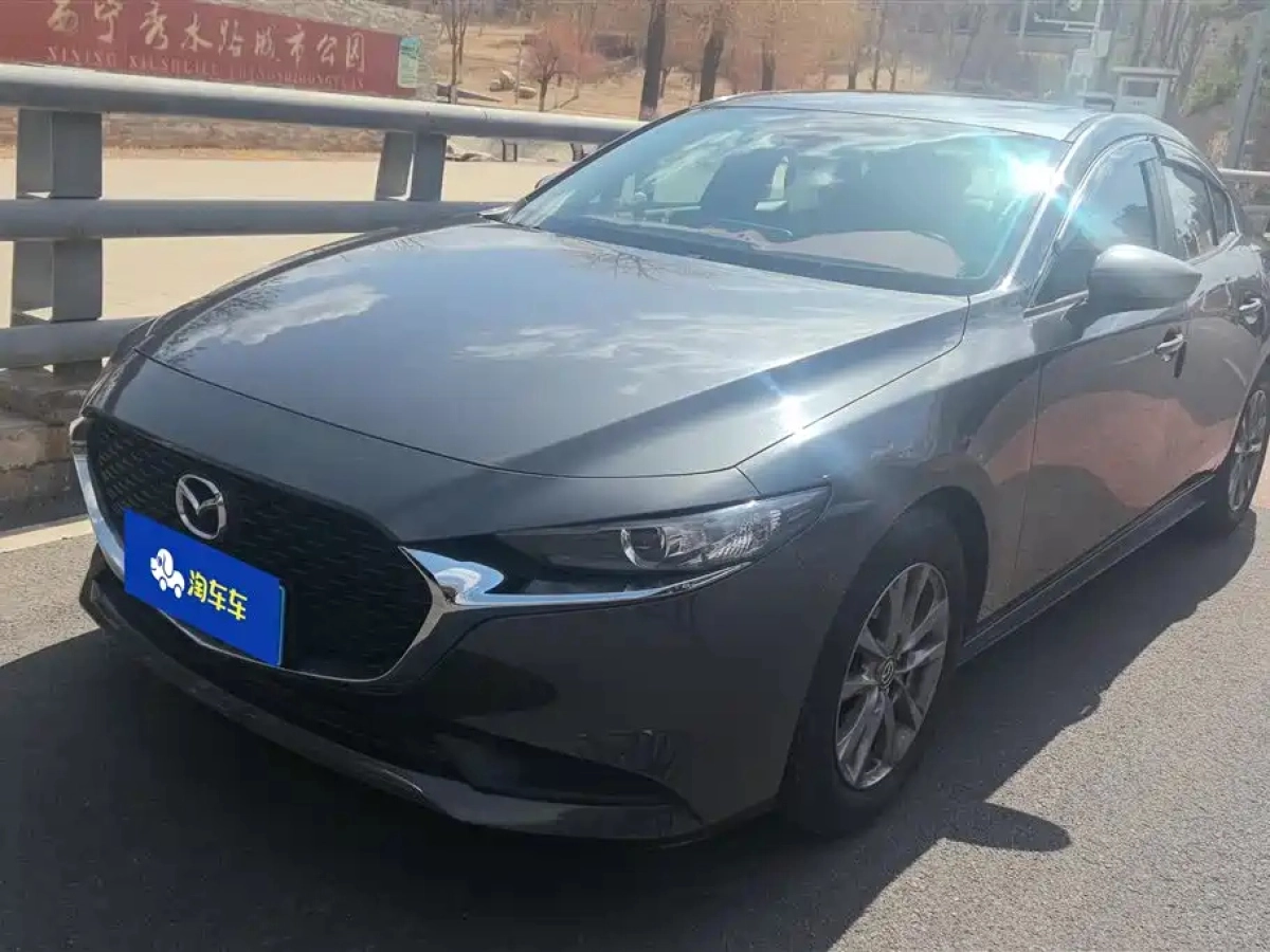 MAZDA 3 AXELA