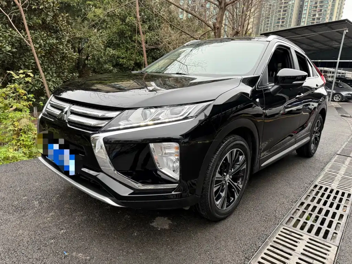 MITSUBISHI ECLIPSE CROSS  2022
