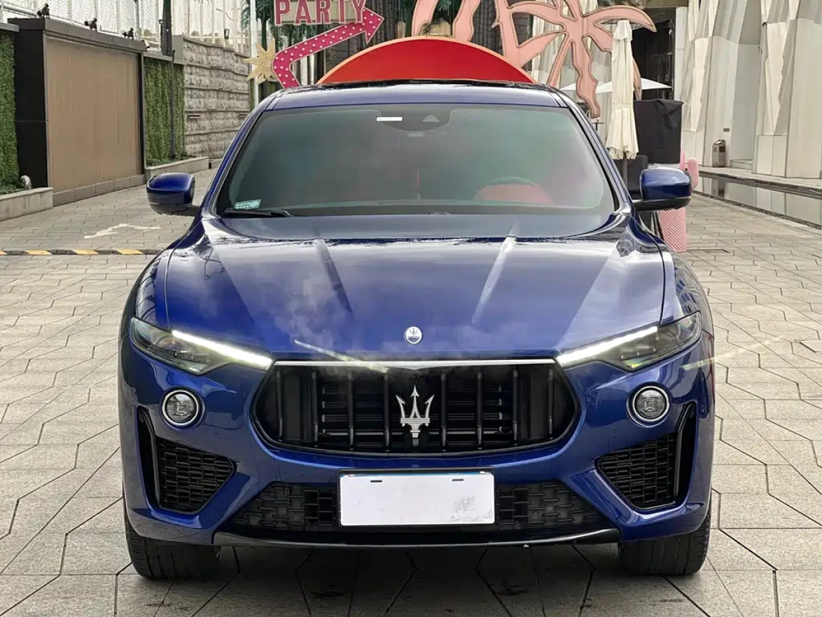 MASERATI LEVANTE