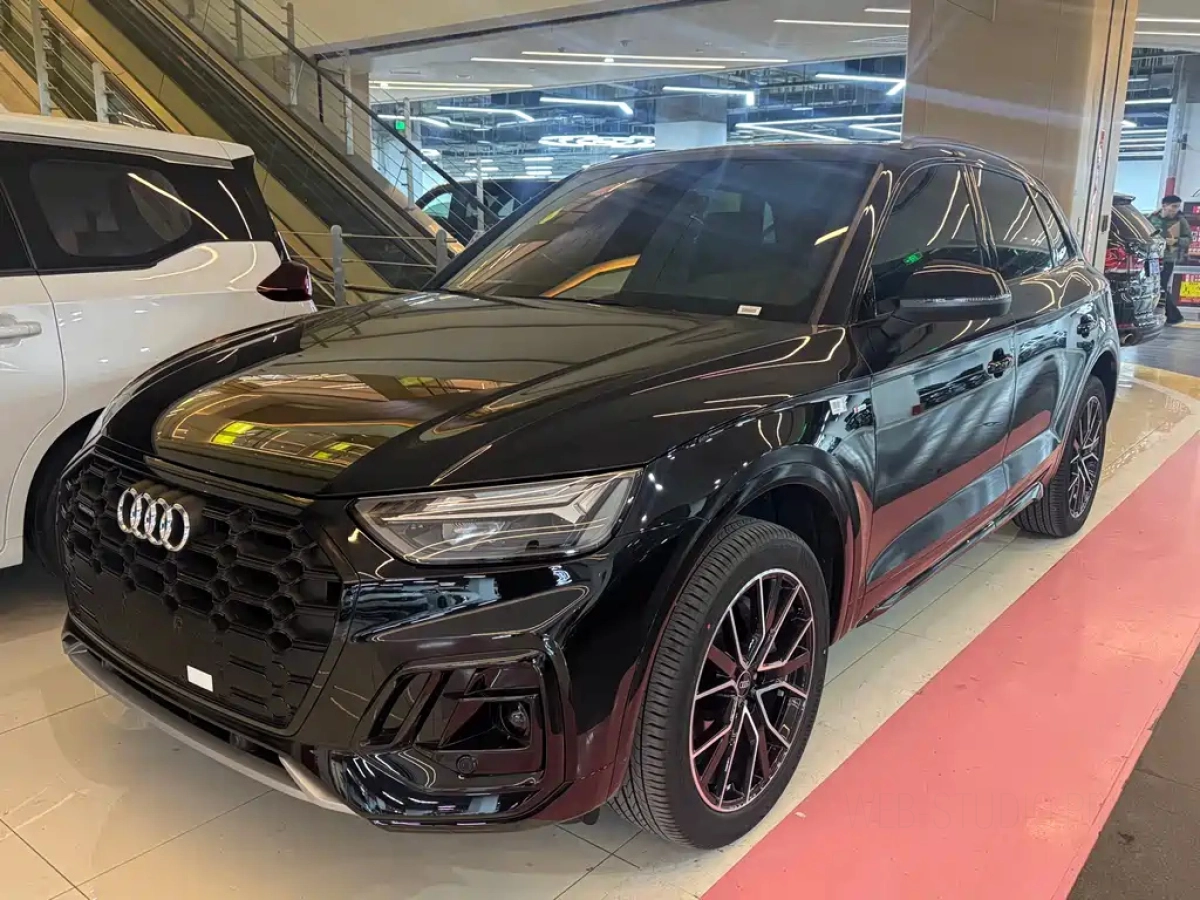 AUDI Q5L  2026