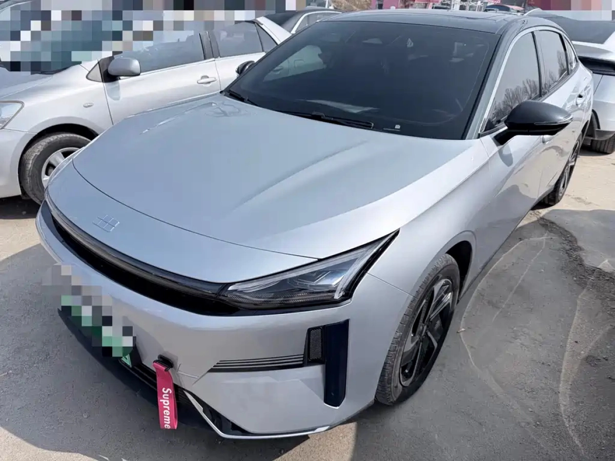 GEELY GALAXY GALAXY L6  2025