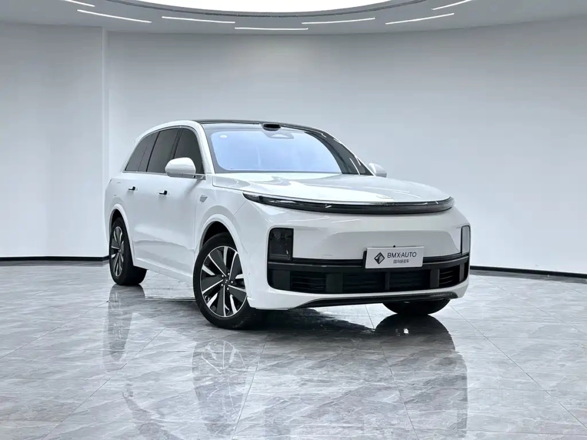LI AUTO L8
