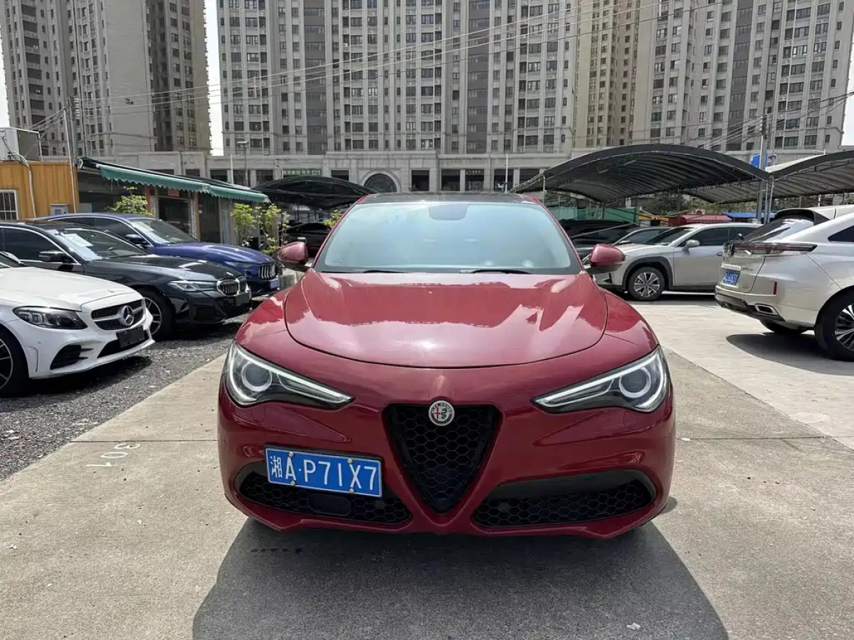 ALFAROMEO STELVIO  2019