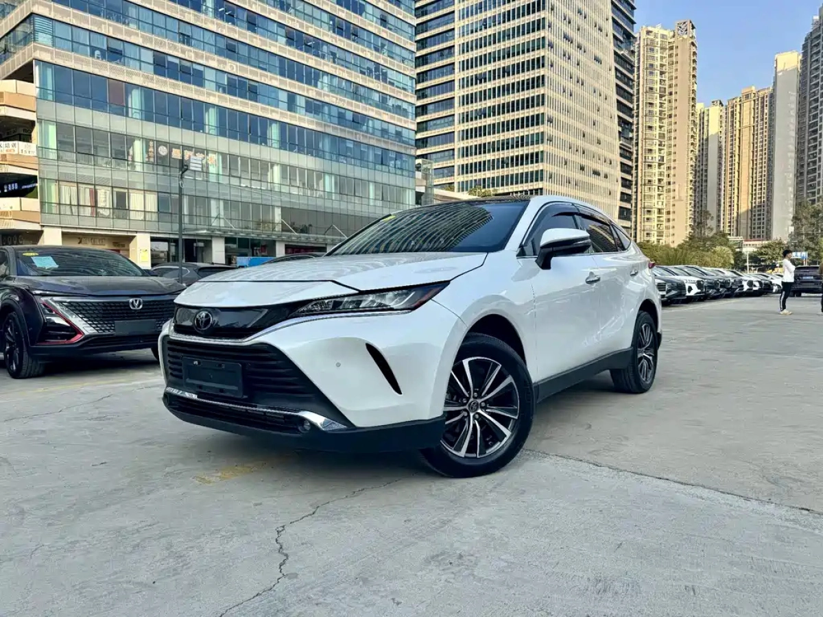 TOYOTA HARRIER  2022