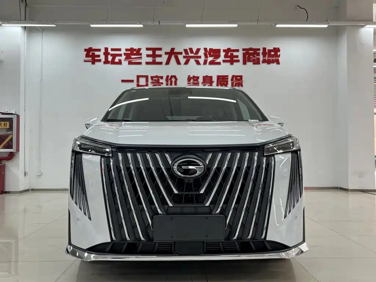 GAC TRUMPCHI TRUMPCHI M8