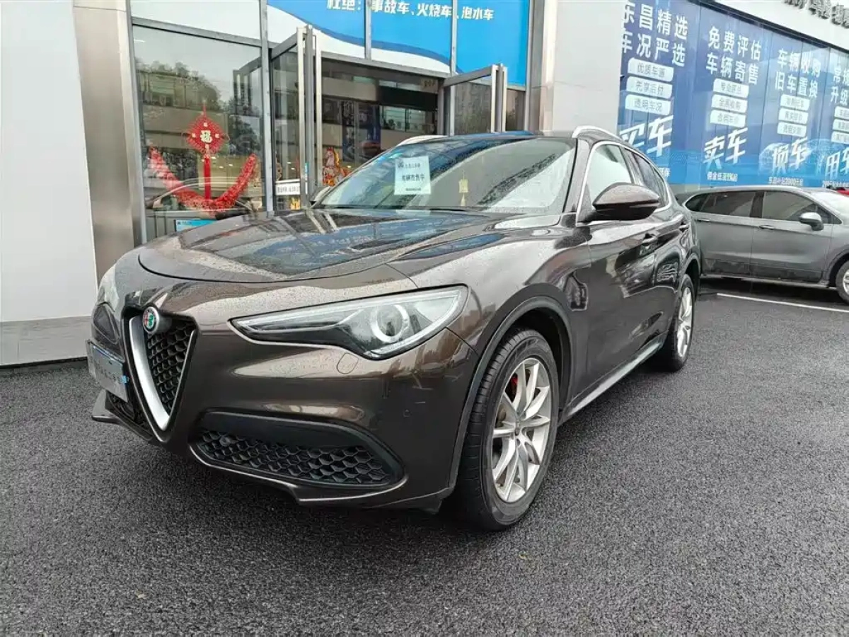 ALFAROMEO STELVIO  2019