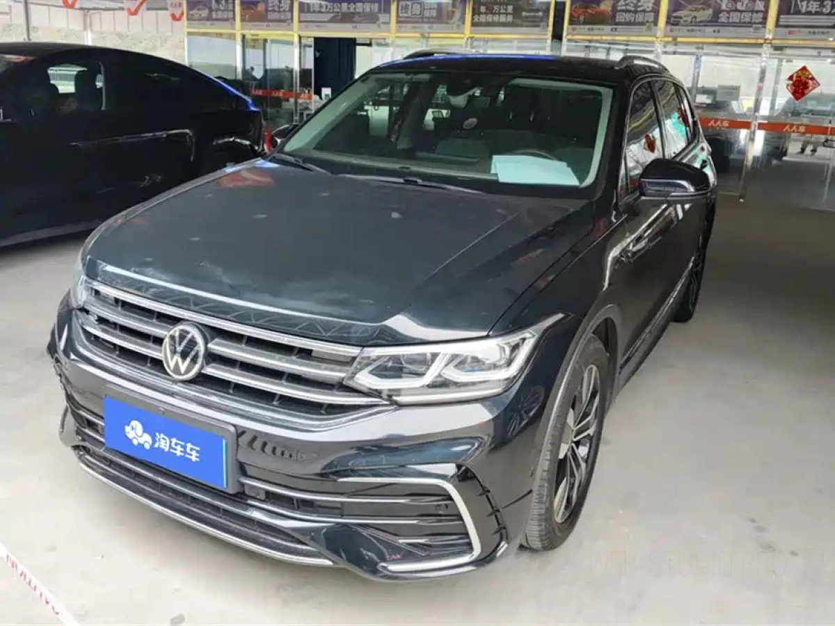 VOLKSWAGEN TIGUAN L  2021