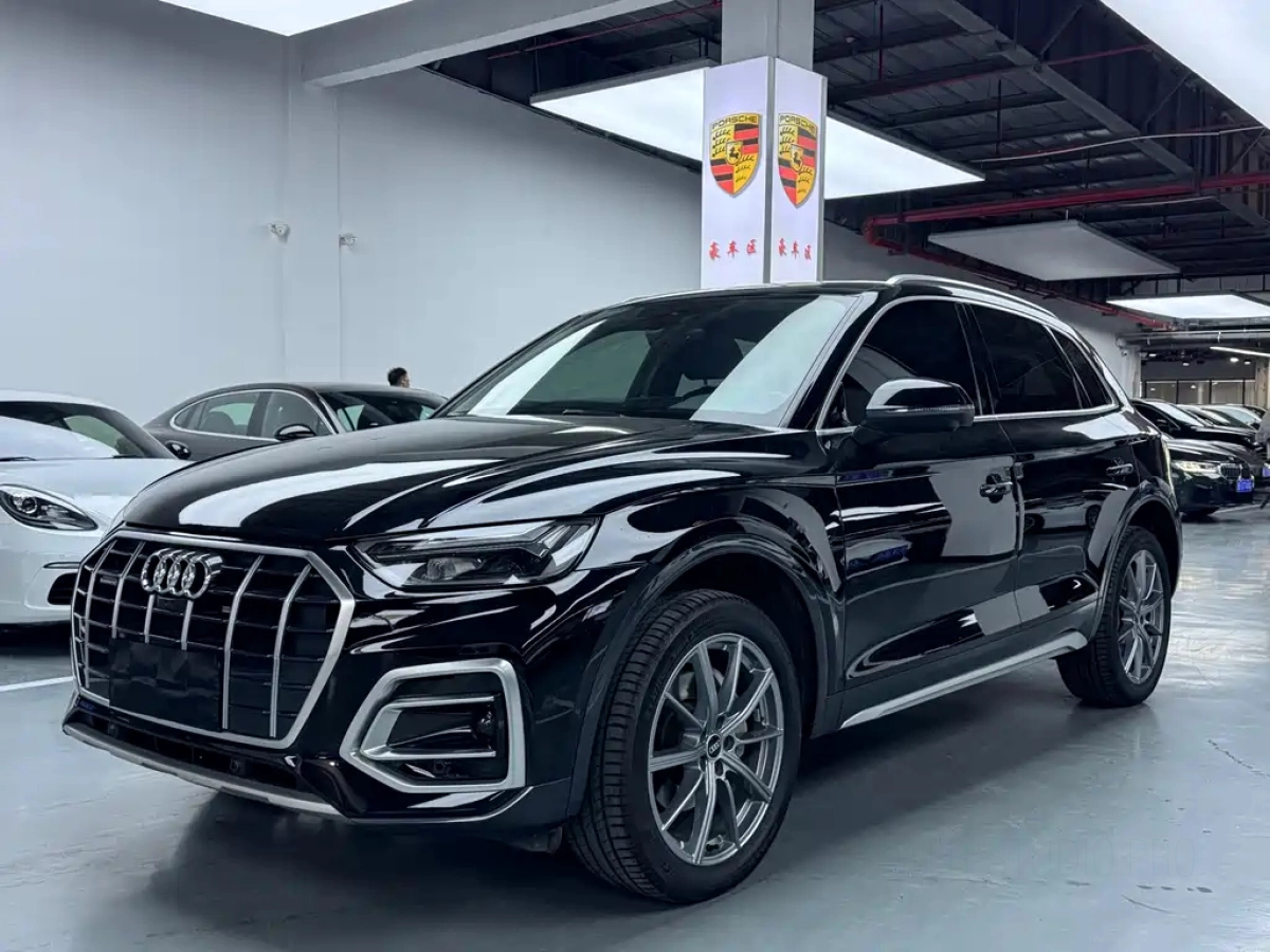 AUDI Q5L  2022