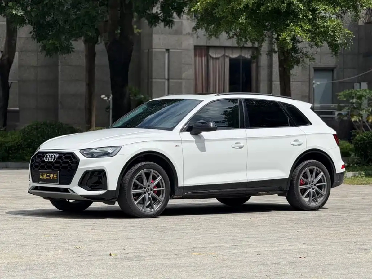 AUDI Q5L  2022
