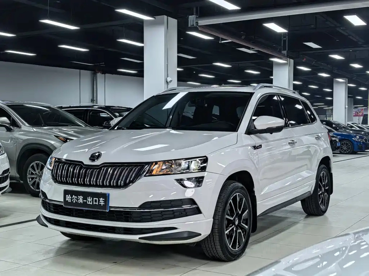 SKODA KAROQ  2022