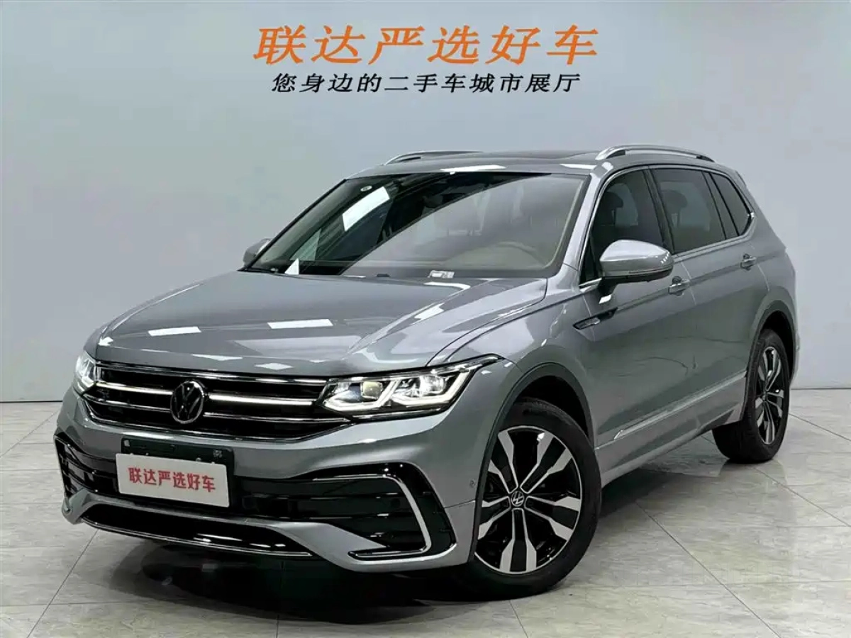VOLKSWAGEN TIGUAN L  2021