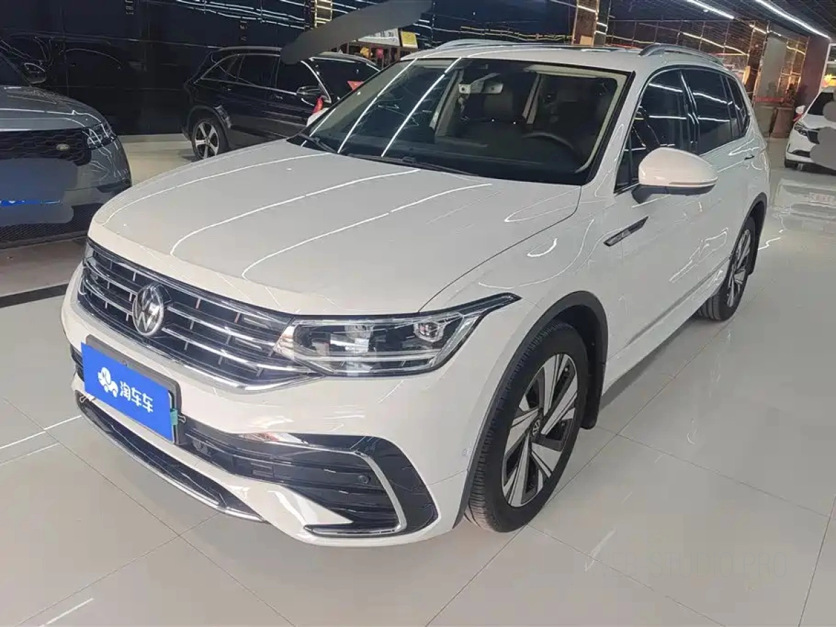 VOLKSWAGEN TIGUAN L  2024