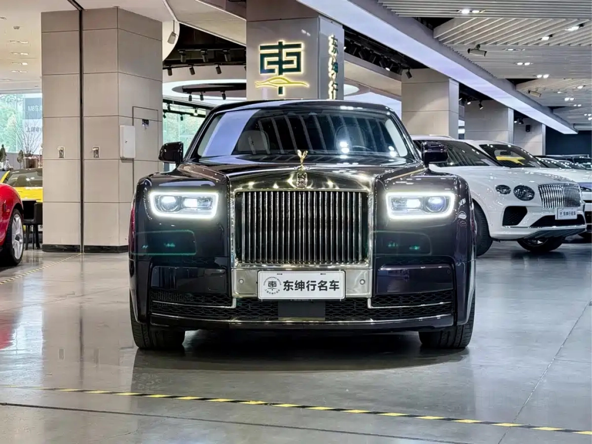ROLLS ROYCE PHANTOM