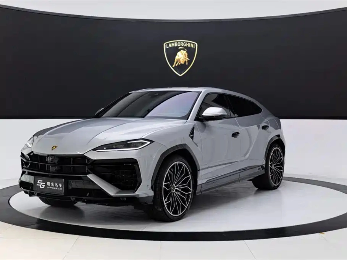 LAMBORGHINI URUS SE  2025