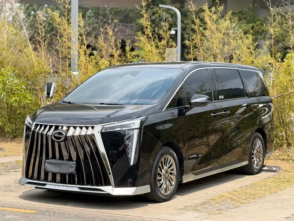 GAC TRUMPCHI TRUMPCHI M8