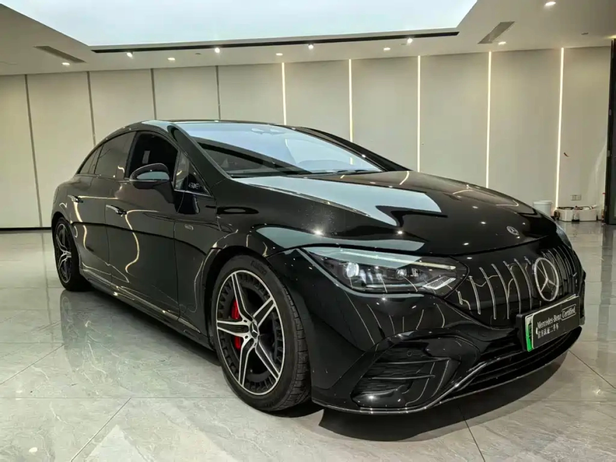 MERCEDES-BENZ EQE AMG