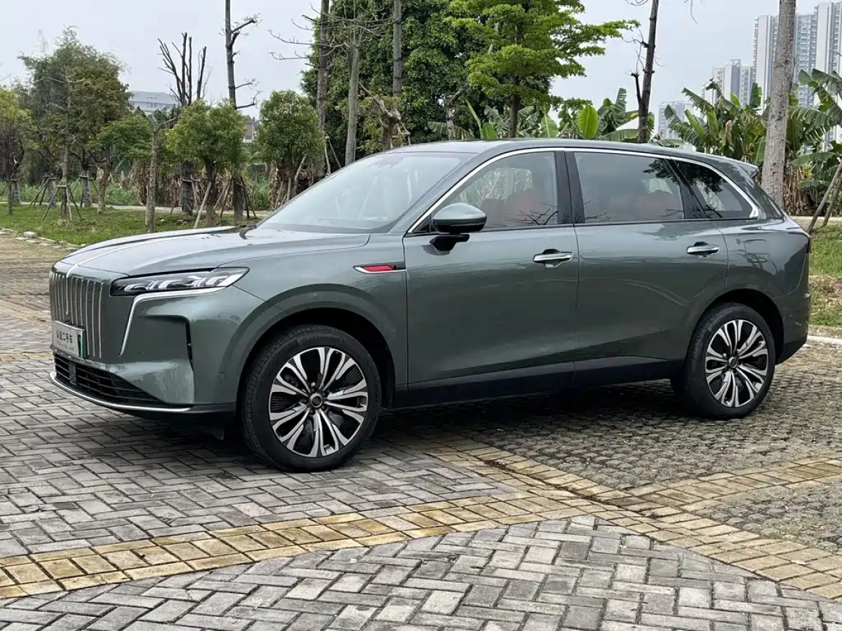 HONGQI HS6 PHEV  2026
