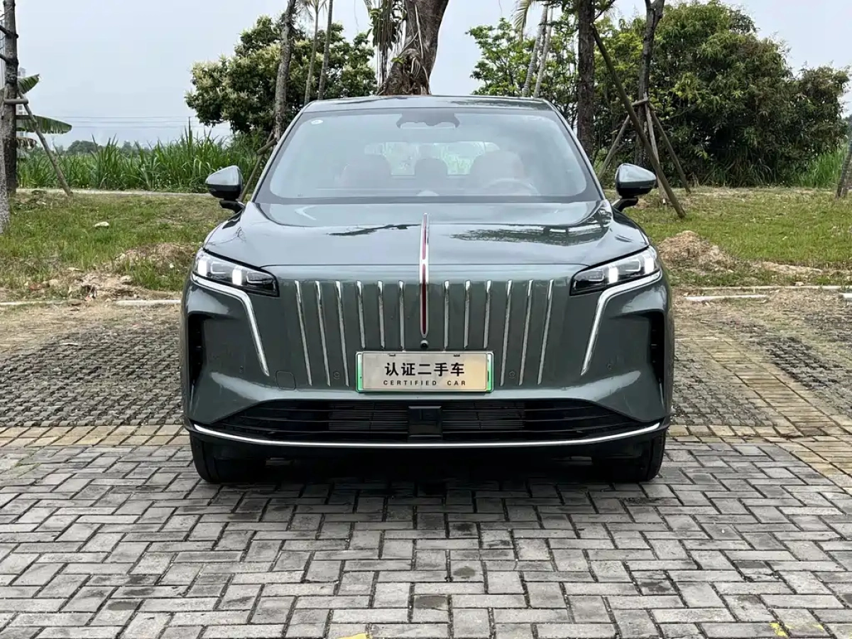 HONGQI HS6 PHEV