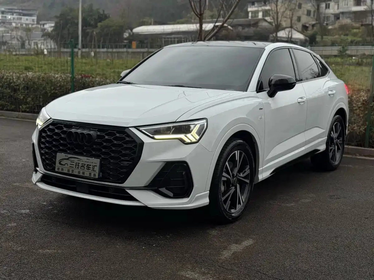 AUDI Q3 SPORTBACK  2022