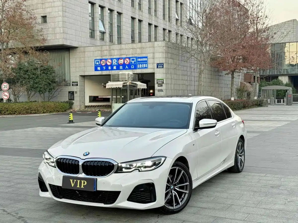 BMW 3 SERIES  2021