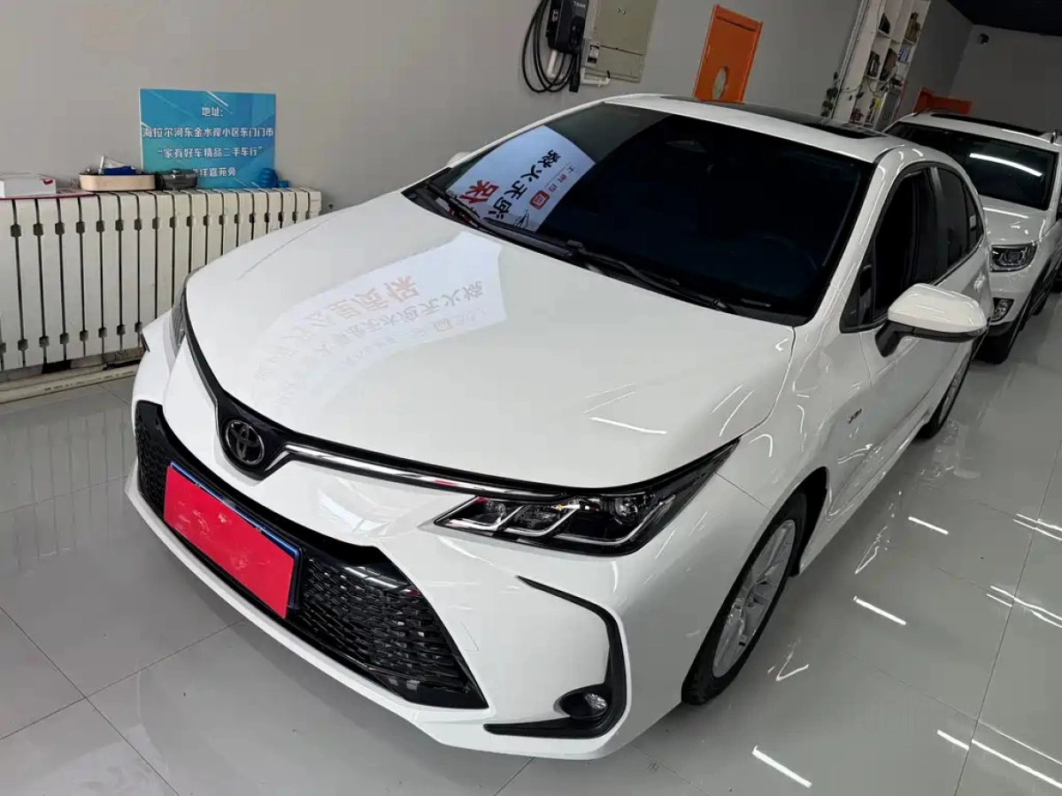 TOYOTA COROLLA  2025