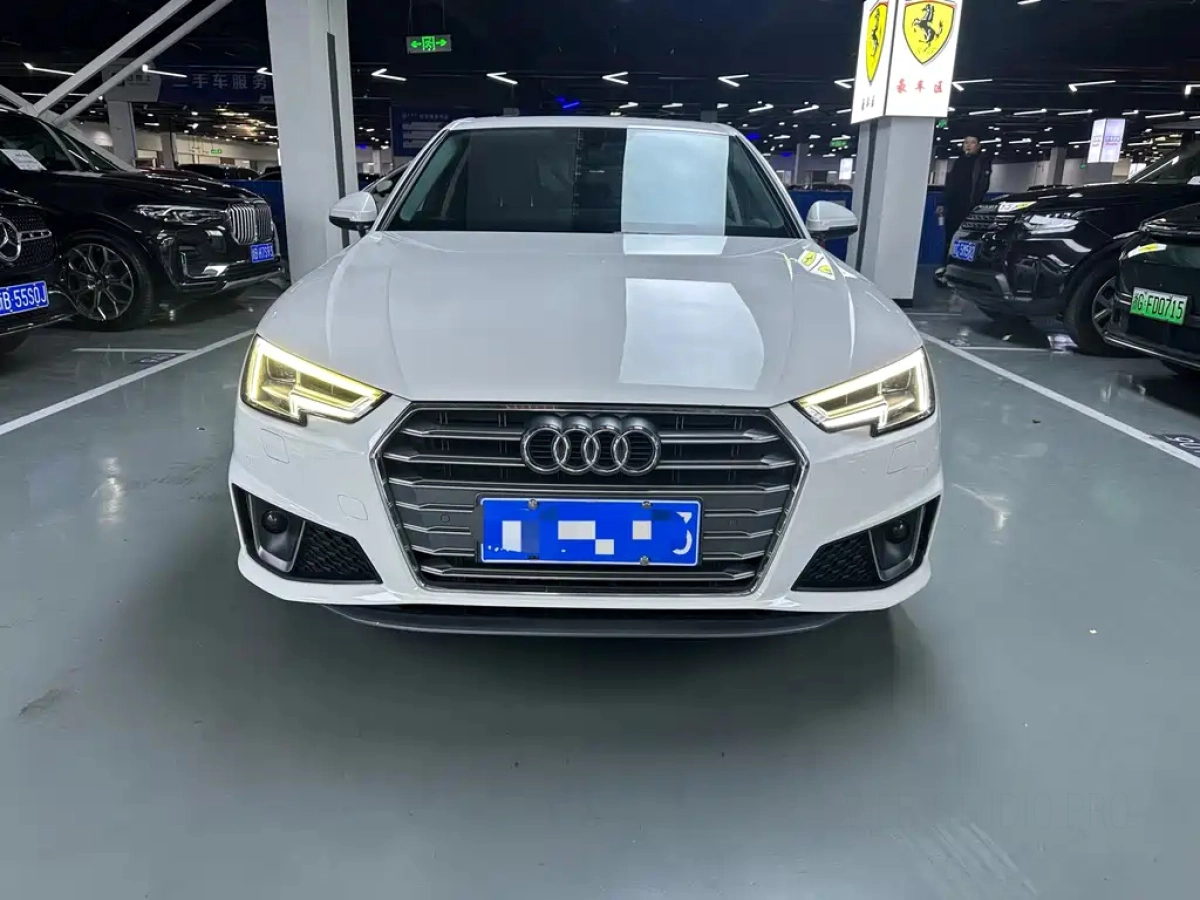 AUDI A4L