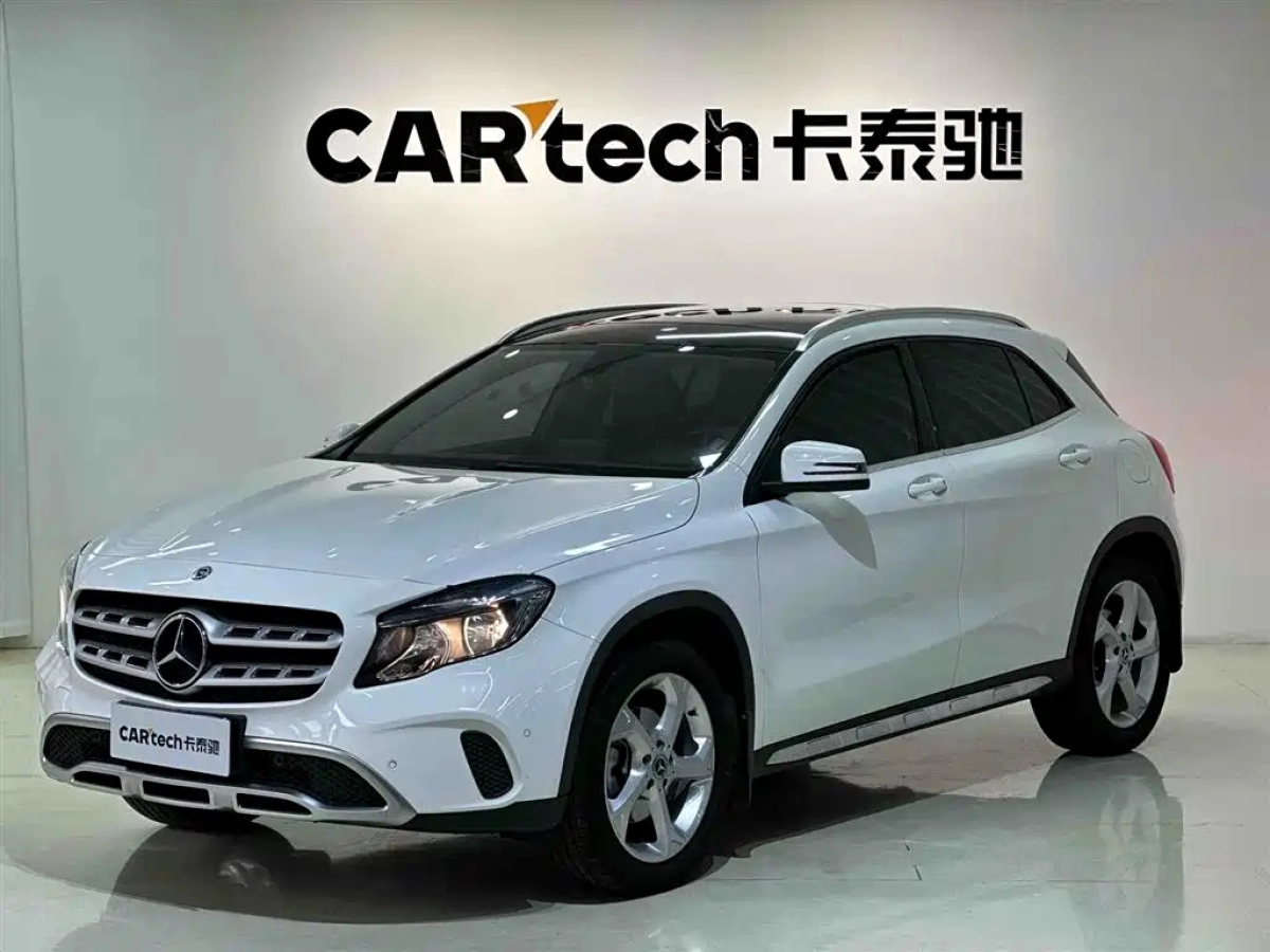 MERCEDES-BENZ GLA  2019