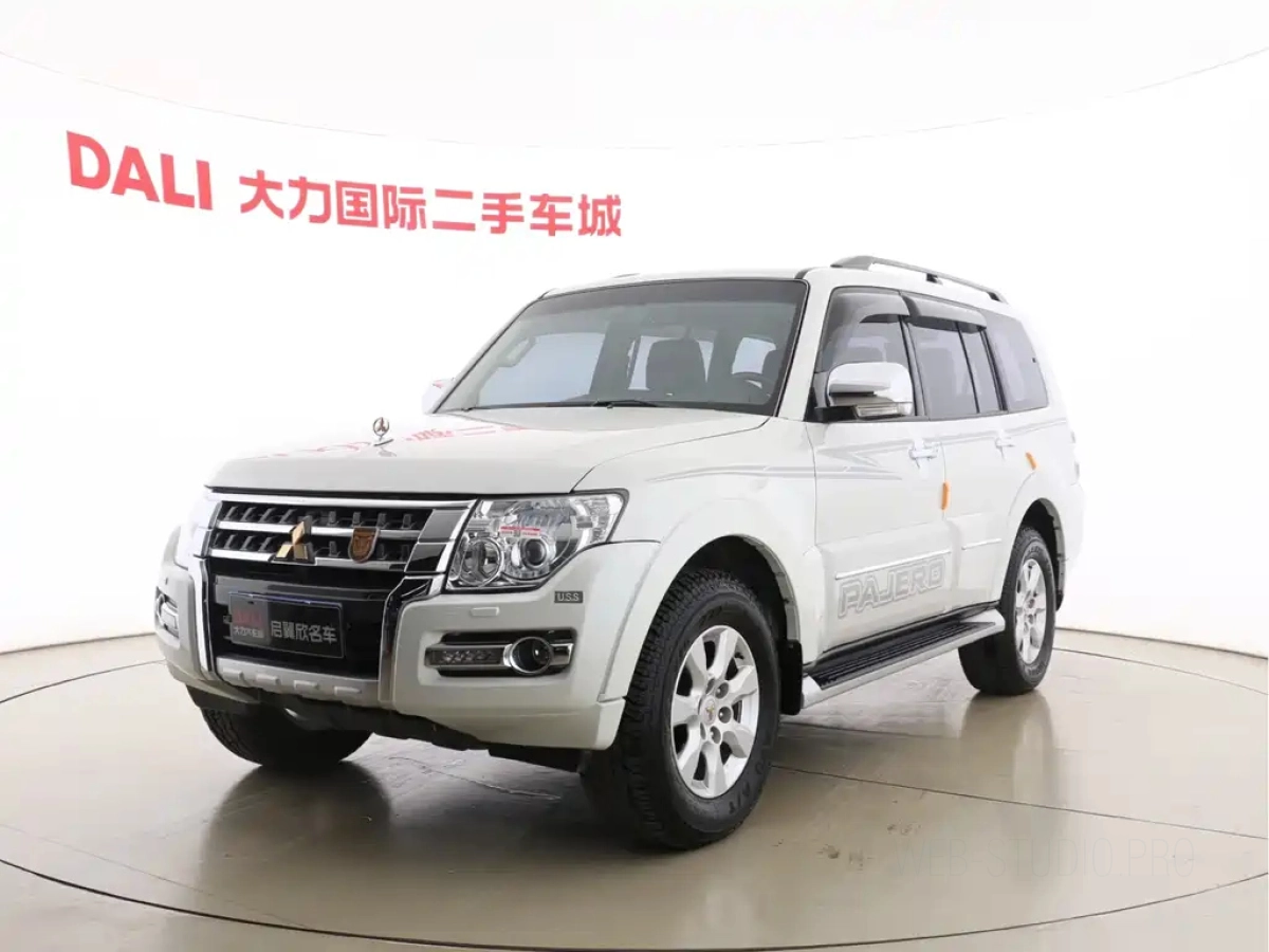 MITSUBISHI PAJERO IMPORT  2020
