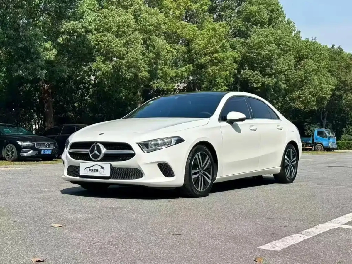 MERCEDES-BENZ A-CLASS  2021