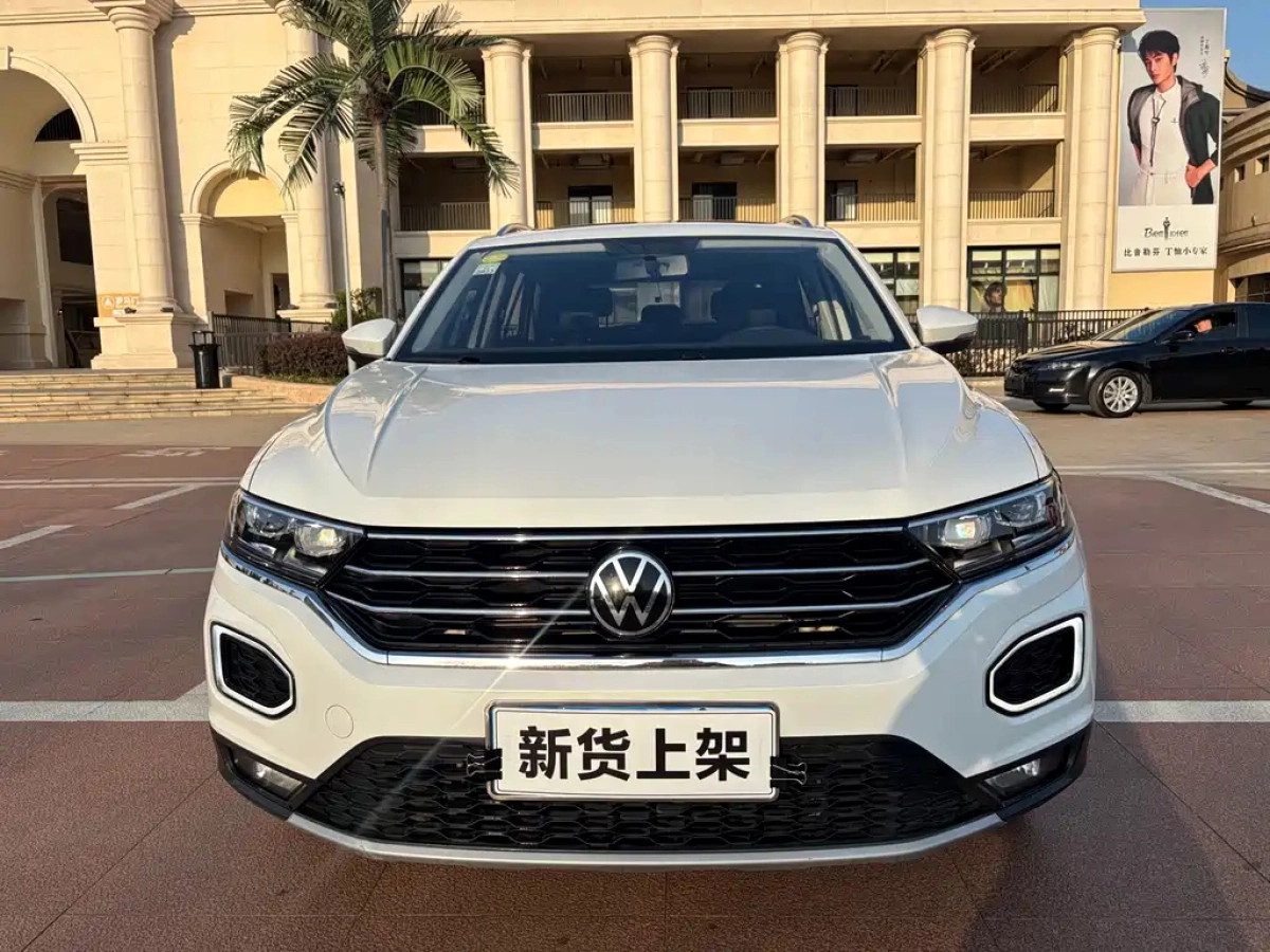 VOLKSWAGEN T-ROC