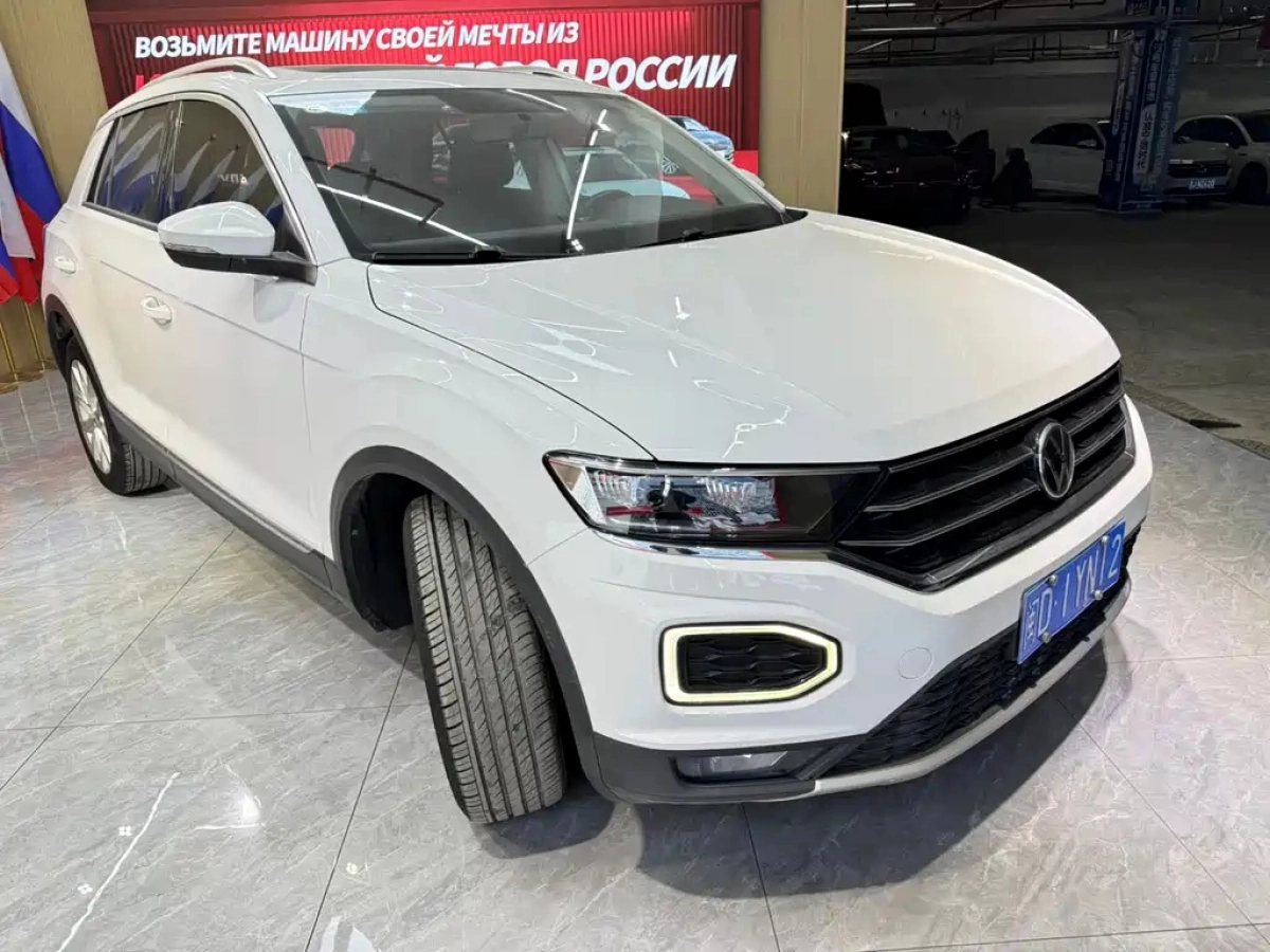 VOLKSWAGEN T-ROC
