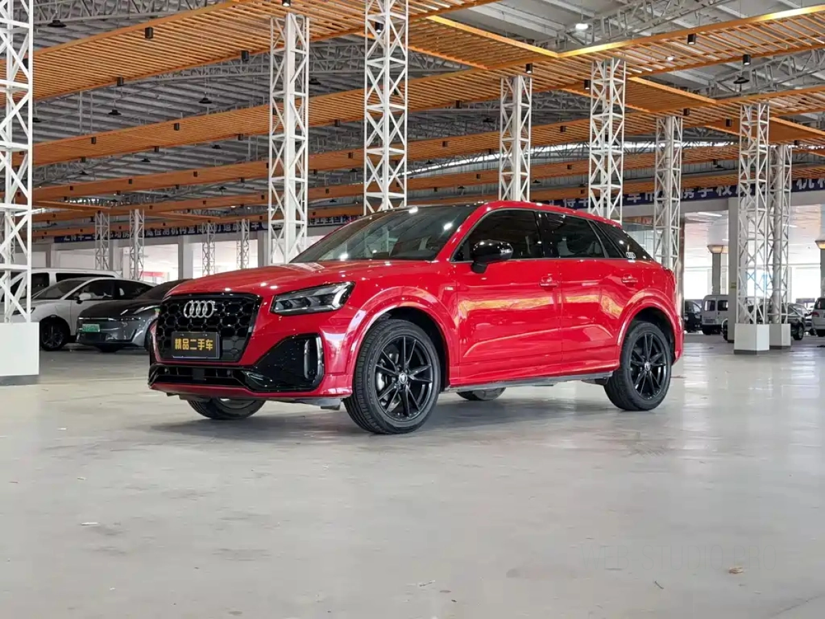 AUDI Q2L