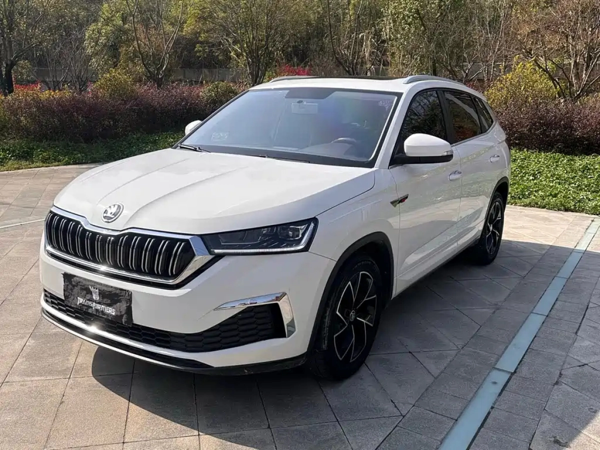 SKODA KAMIQ  2021
