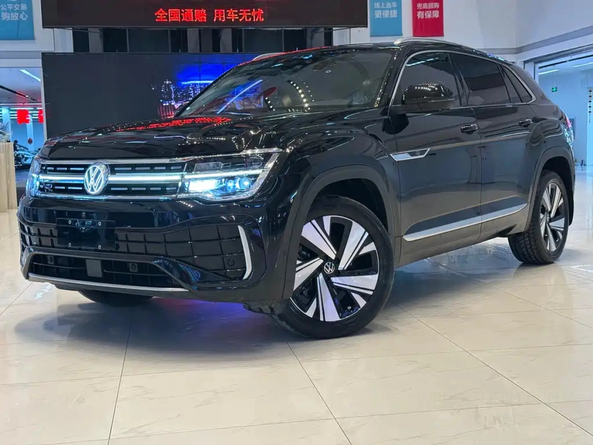 VOLKSWAGEN TERAMONT  2024