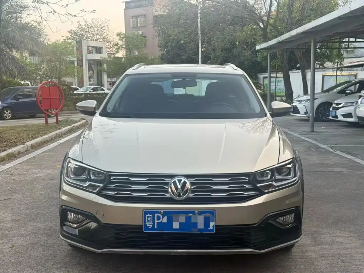 VOLKSWAGEN C-TREK