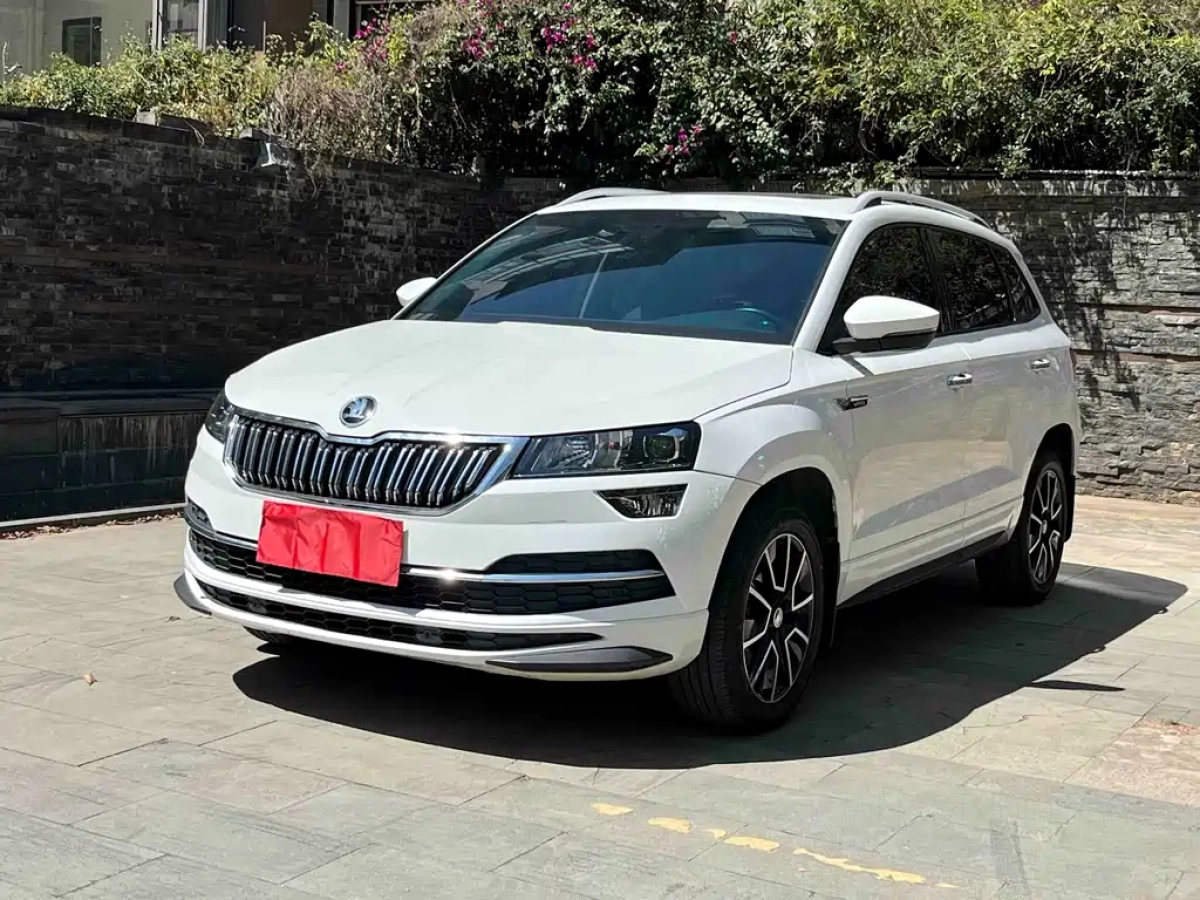 SKODA KAROQ  2022