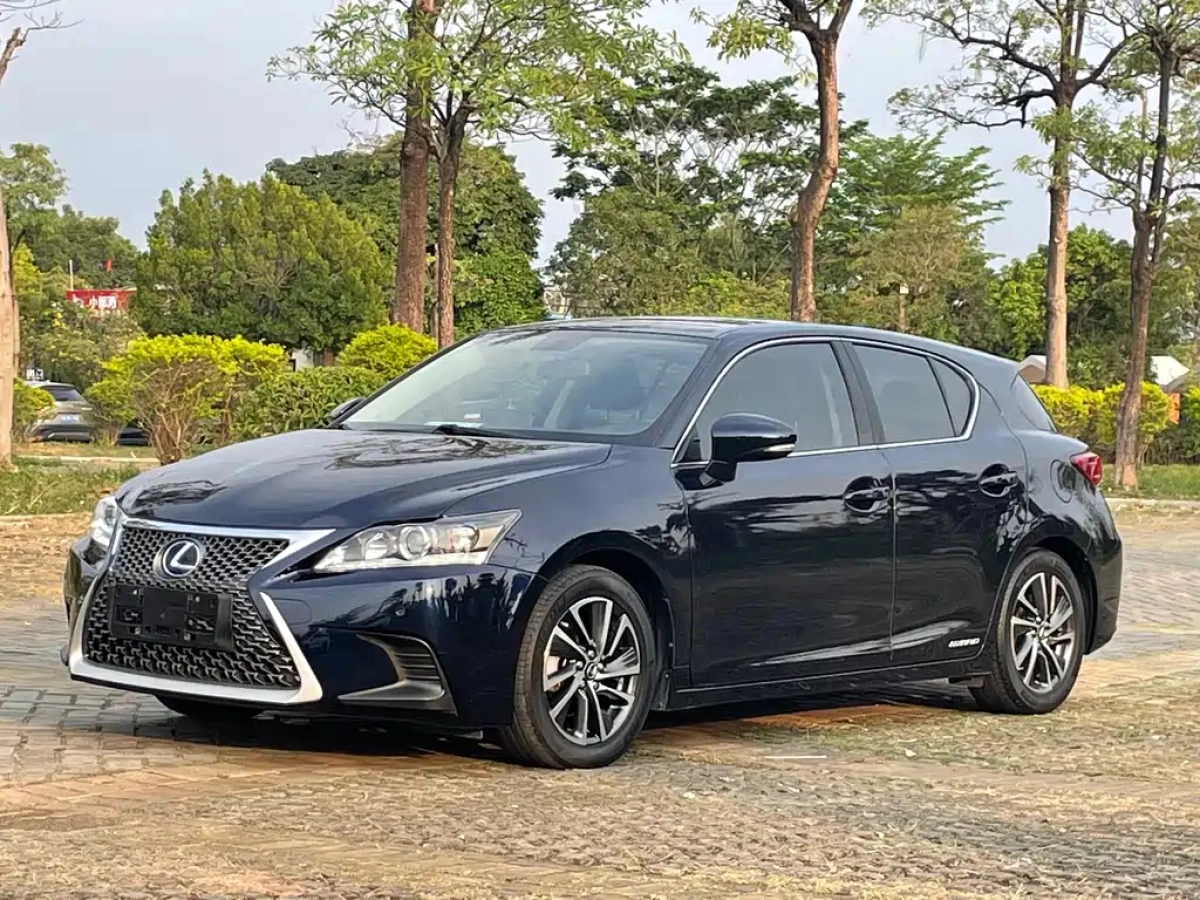 LEXUS CT  2020