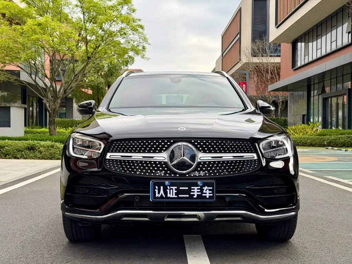 MERCEDES-BENZ GLC