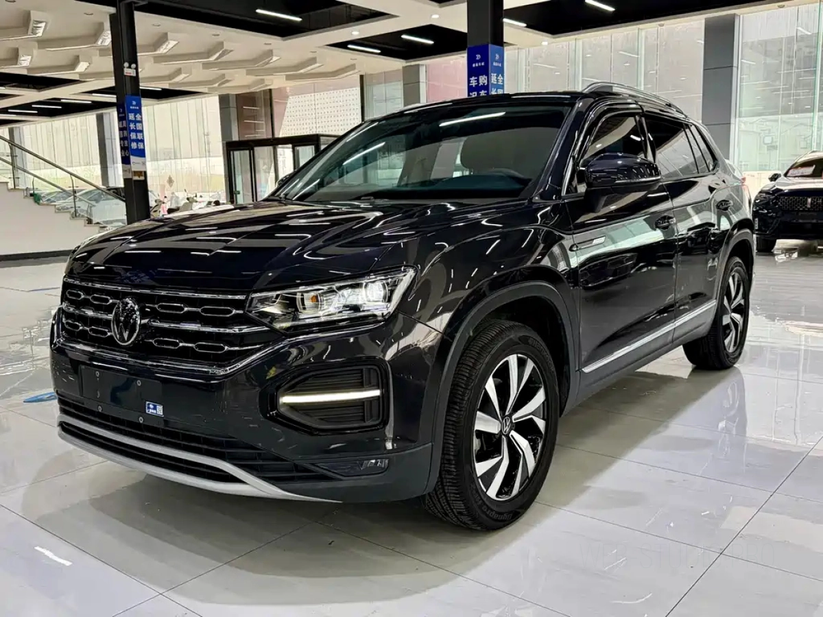 VOLKSWAGEN TAYRON  2022