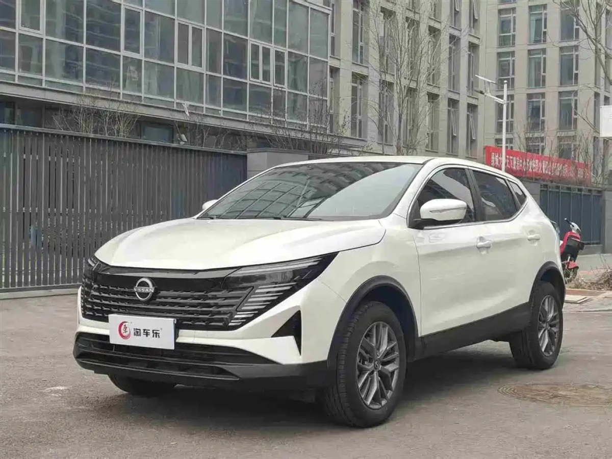 NISSAN QASHQAI  2025