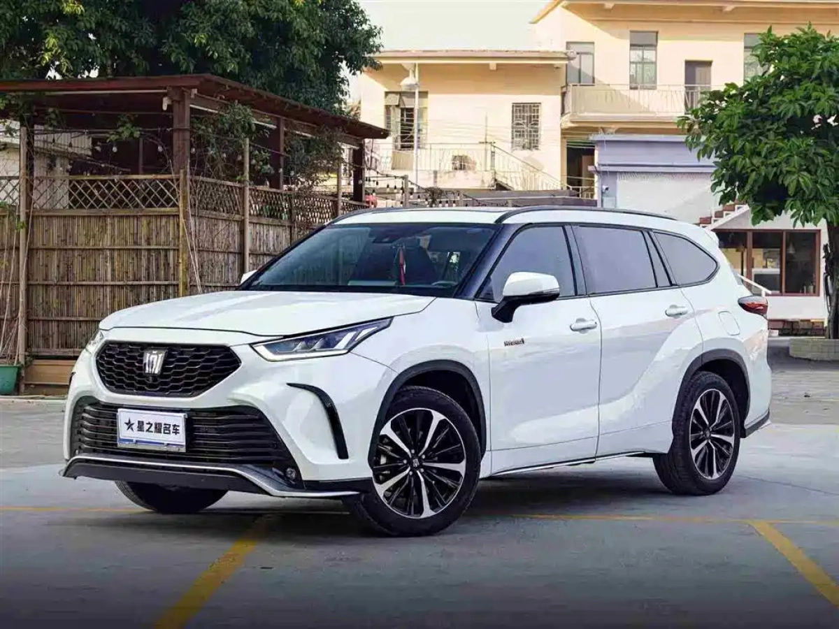 TOYOTA CROWN KLUGER  2023