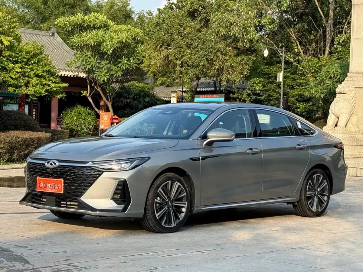 CHERY ARRIZO 8  2025