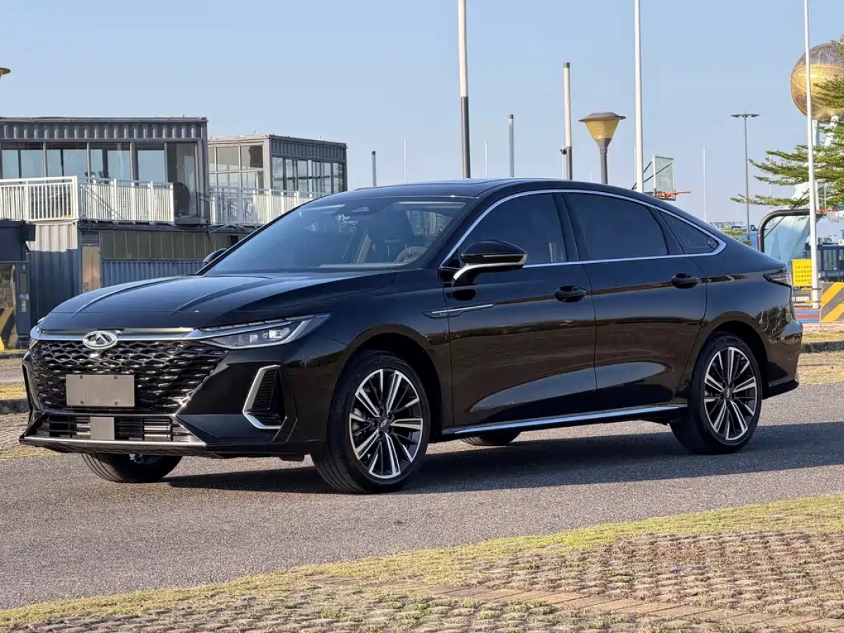 CHERY ARRIZO 8  2026