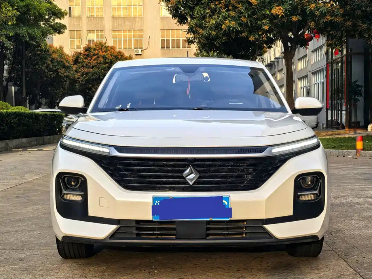 BAOJUN RC-5  2021