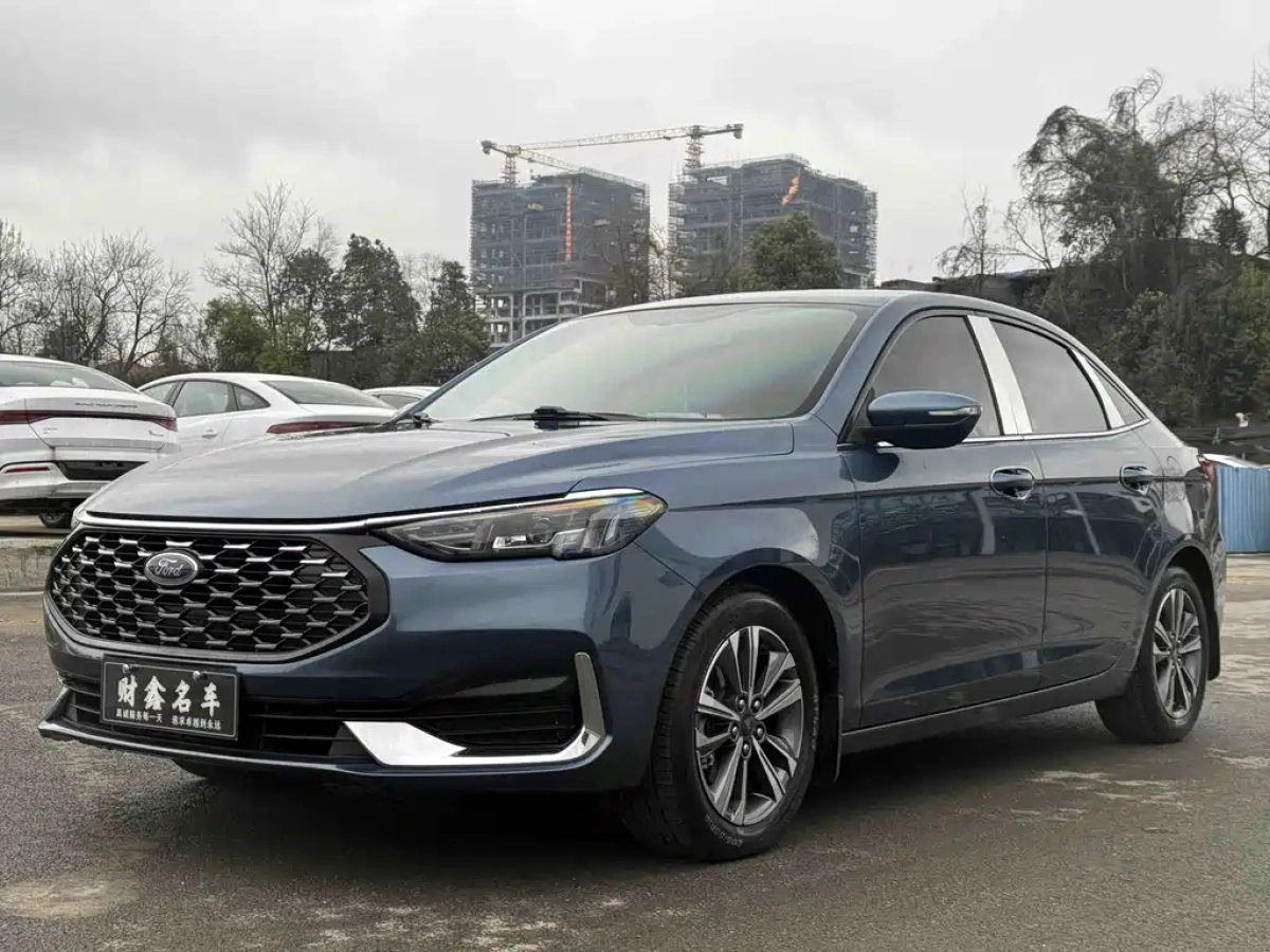 FORD FOCUS CLASSIC  2021