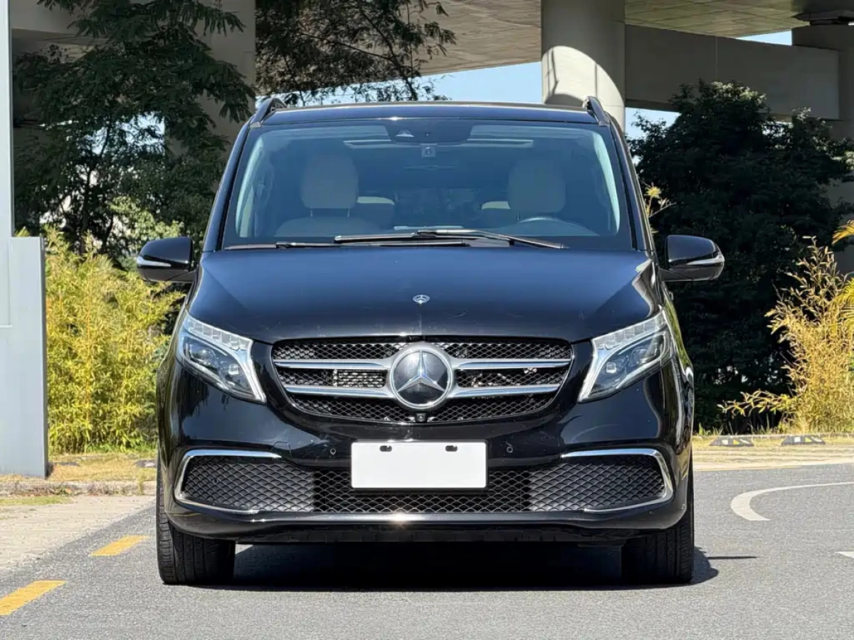 MERCEDES-BENZ V-CLASS