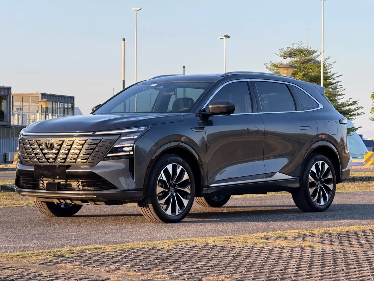 CHANGAN CS75 PLUS  2025