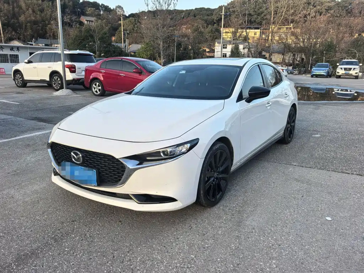 MAZDA 3 AXELA