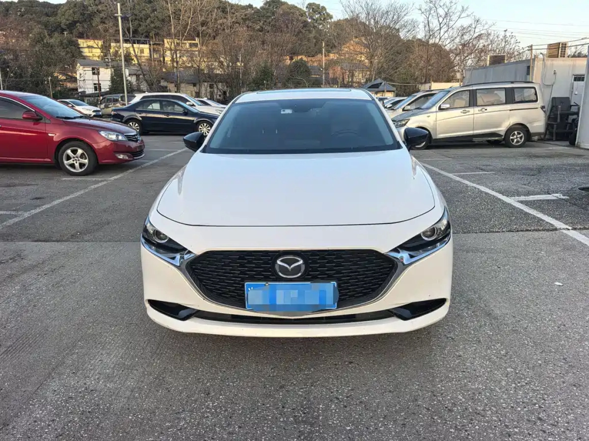 MAZDA 3 AXELA